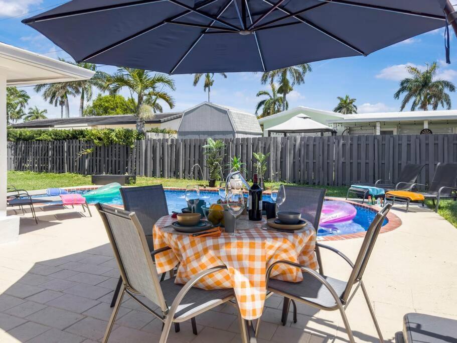 Amazing Home W Heated Pool 8 Mins To The Beach Lighthouse Point Exterior foto