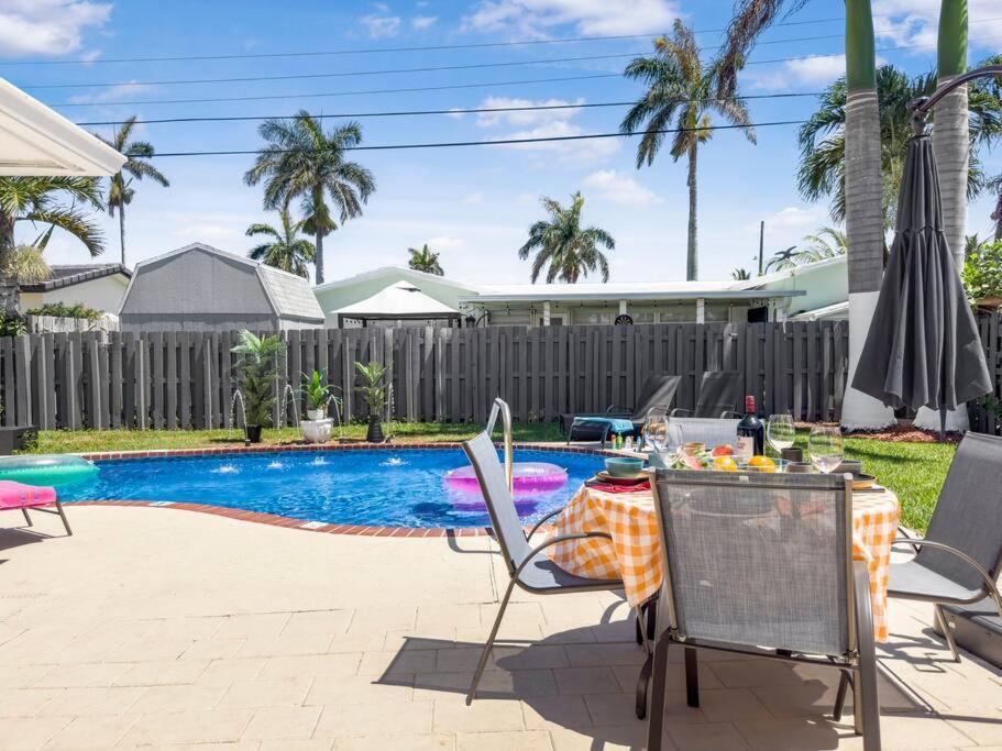 Amazing Home W Heated Pool 8 Mins To The Beach Lighthouse Point Exterior foto